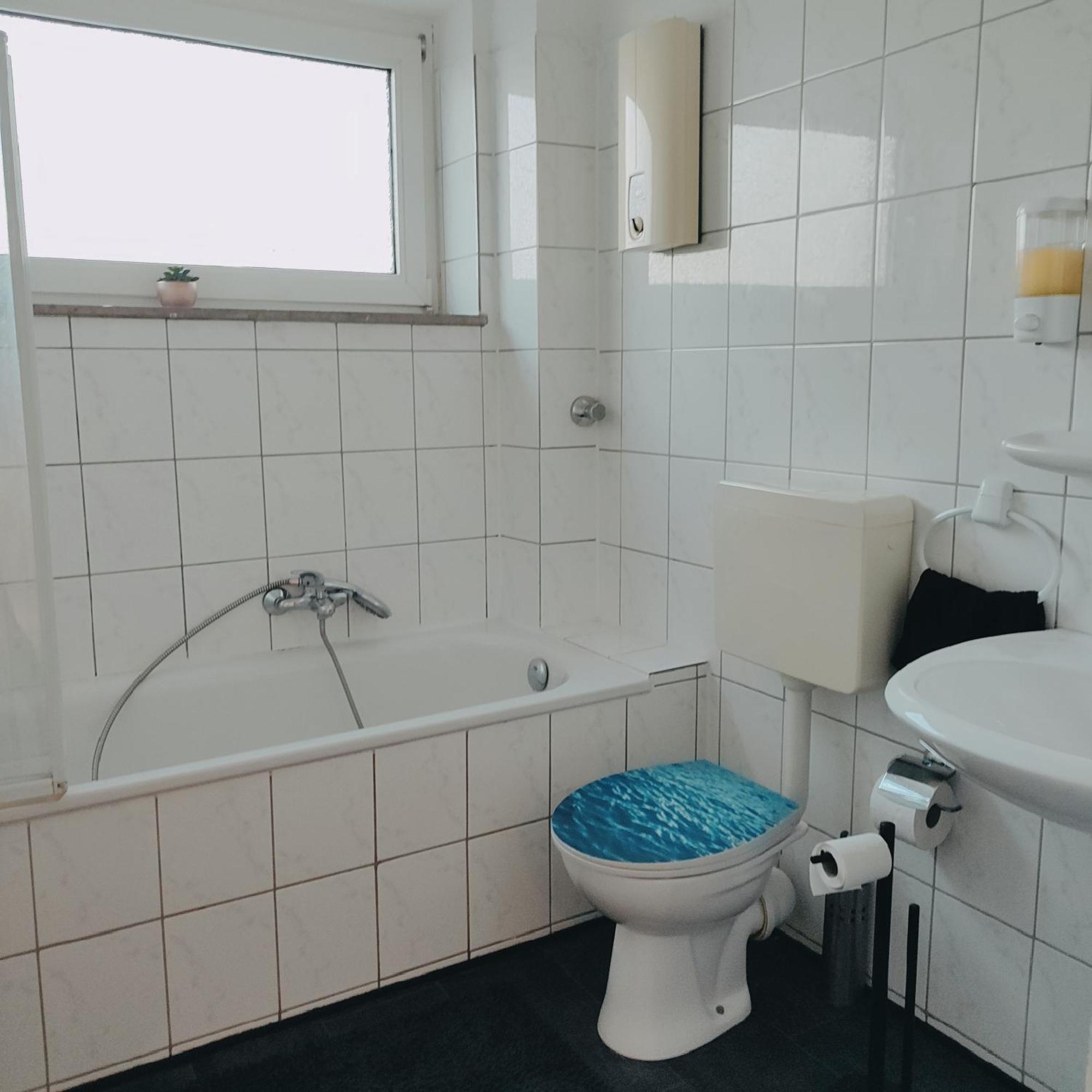 Appartement Monteur-ferien-messewohnung 6 Personen 2 Og Mettmann